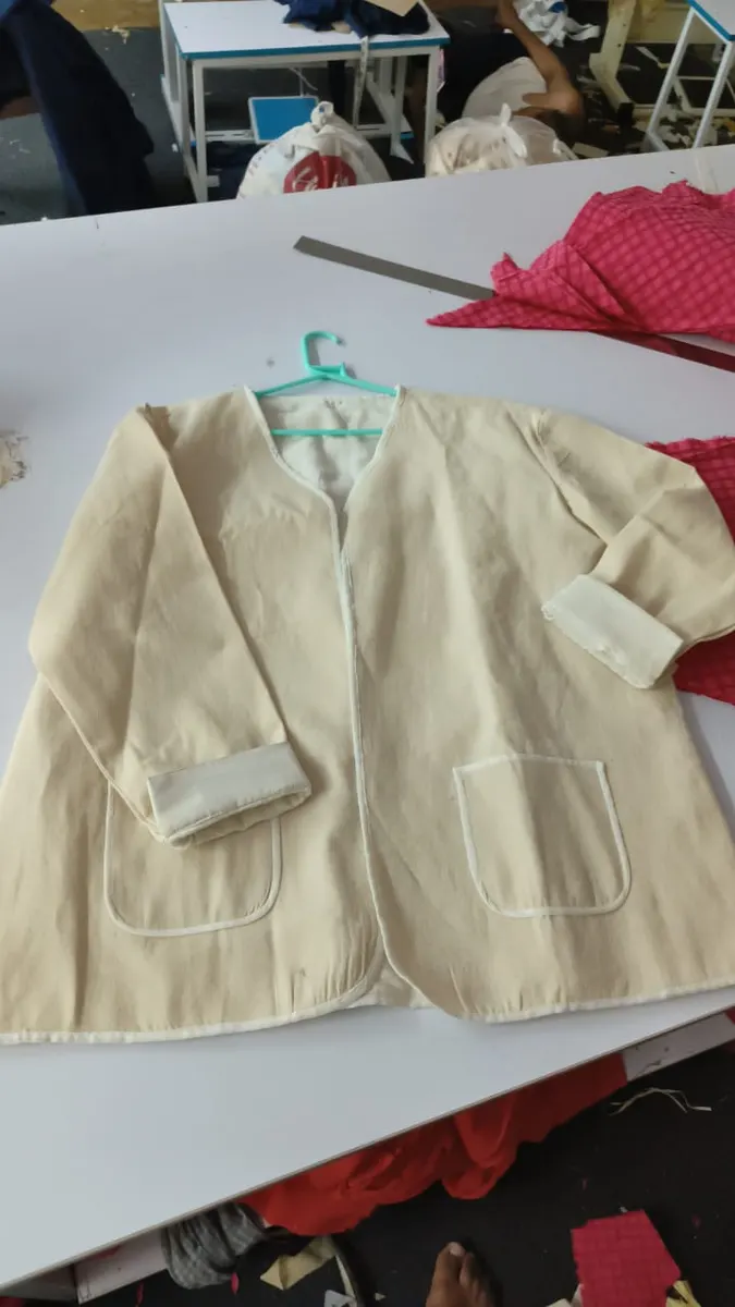 Collarless jacket developed at LA People