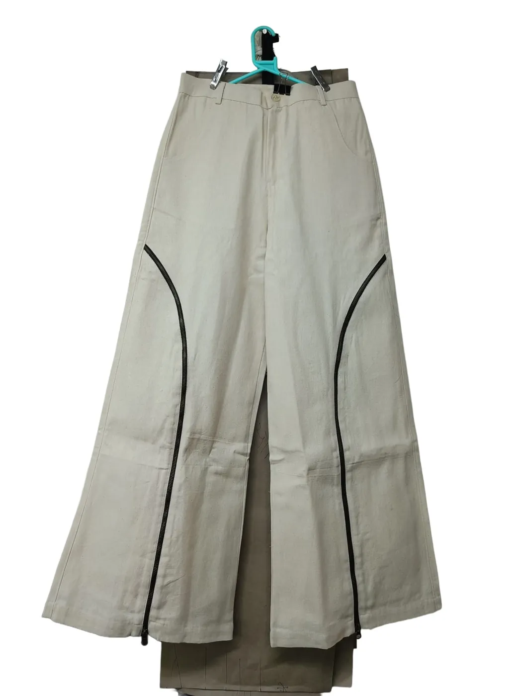 Piped wide-leg trousers made at LA People
